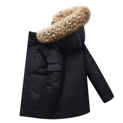 Manteau chauffant noir pardessus de neige